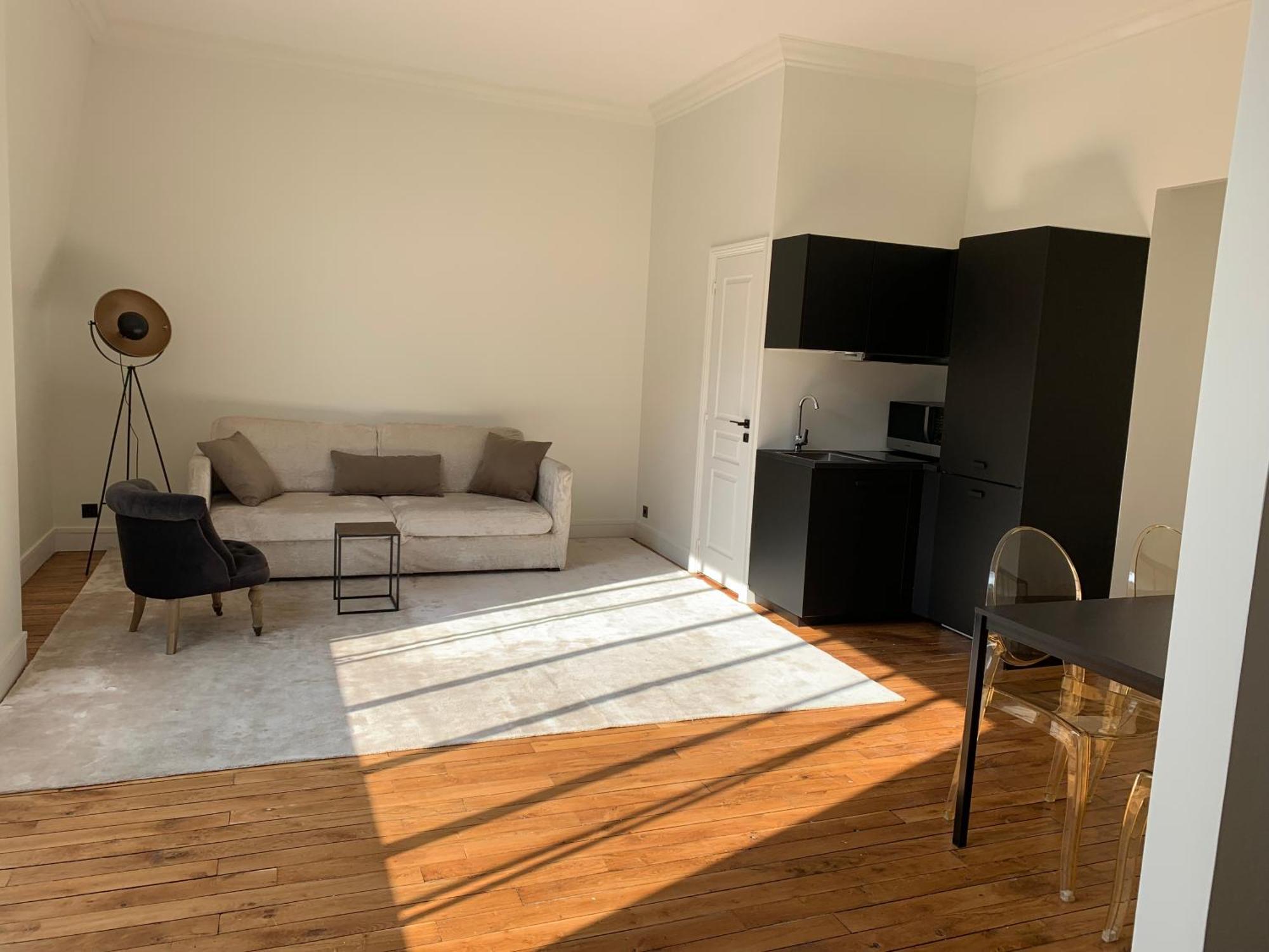 Superbe Appartement Tour Eiffel ปารีส ภายนอก รูปภาพ